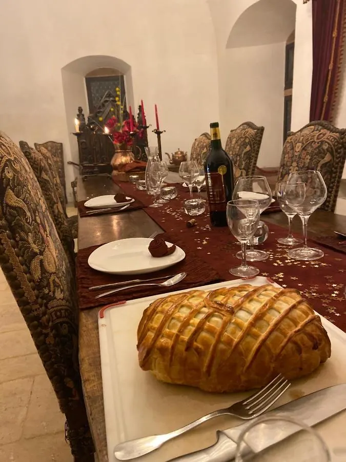 Bed & Breakfast Chambre D'Hotes Au Chateau De Belcastel