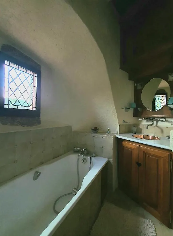 Chambre D'Hotes Au Chateau De Belcastel 0*, Belcastel (Aveyron) France
