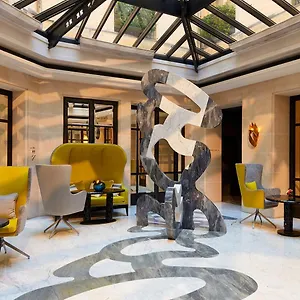 Le Burgundy 5*, París Francia